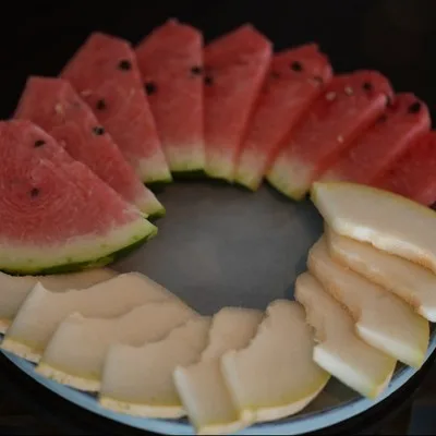 Сезонные фрукты (арбуз-дыня)